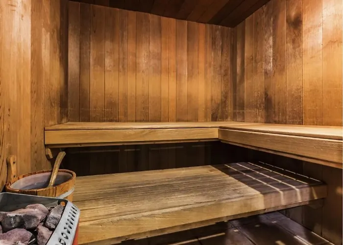 Moderne A Plagne Aime 2000 Avec Piscine Et Parking Couvert - Fr-1-351-267