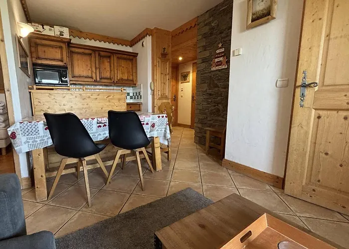 Moderne A Plagne Aime 2000 Avec Piscine Et Parking Couvert - Fr-1-351-267 * لا بلاني